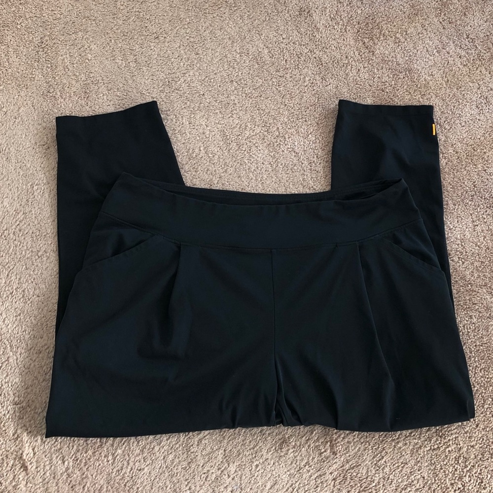 Lucy Yoga Pants w/pockets